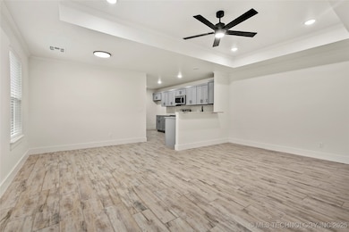 817 E 11th St, Claremore, OK 74017 - photo 5