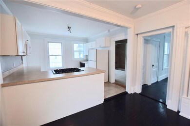 1 Dresser St unit 1, Newport, RI 02840 - photo 4