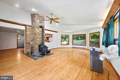 145 Weakley Ln, Stanley, VA 22851 - photo 6