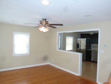 46 Greendale Ave, Worcester, MA 01606 - photo 3