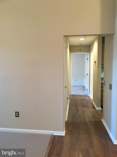 408 Waters Edge Dr unit 408, Newark, DE 19702 - photo 7