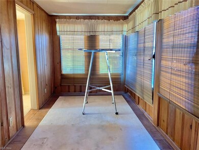 19525 Libby Rd, Maple Heights, OH 44137 - photo 6