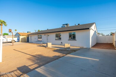 6223 W Earll Dr, Phoenix, AZ 85033 - photo 4