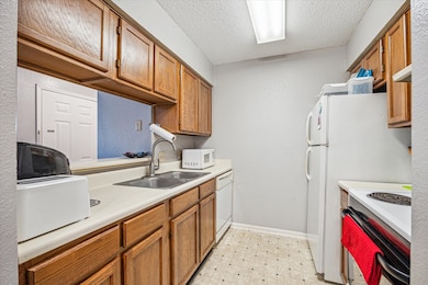 2120 El Paseo St unit 2422, Houston, TX 77054 - photo 4