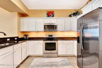 Spacious Counters