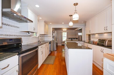 7 Shannon Ln, Millis, MA 02054 - photo 3