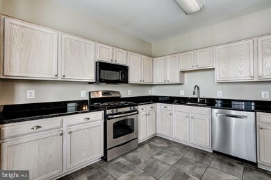 46606 Drysdale Terrace unit 200, Sterling, VA 20165 - photo 7