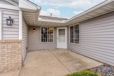 8537 Telford Ln, Brooklyn Park, MN 55443 - photo 6