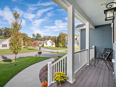 95 Hummingbird Ln unit 22, Groton, MA 01450 - photo 3