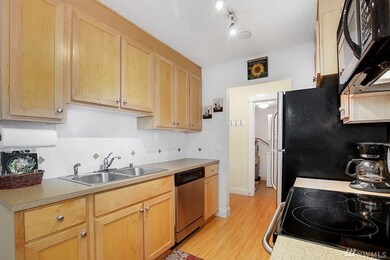 8025 234th St SW unit 113, Edmonds, WA 98026 - photo 3