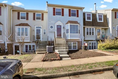 4179 Pleasant Meadow Ct, Chantilly, VA 20151 - photo 2