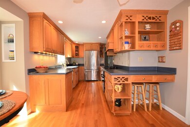 388 W Washington St, Hanson, MA 02341 - photo 6