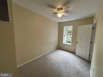 208 W 4th St, Waynesboro, PA 17268 - photo 3