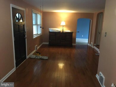 21 Strathaven Dr, Broomall, PA 19008 - photo 2