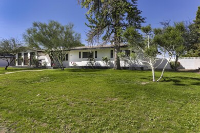 960 W Fairway Dr-2