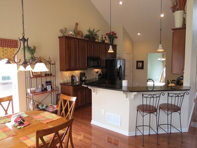 Kitchen / Eat In