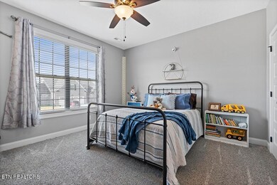 12512 Tangle Crest Ln, Hardin Valley, TN 37932 - photo 6