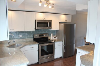 Open kitchen dining, granite