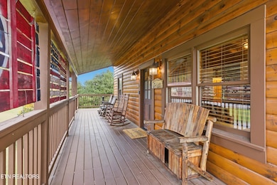 429 Keegan Dr, Pigeon Forge, TN 37863 - photo 3