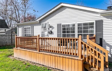 1048 N 1st St, Austin, IN 47102 - photo 4