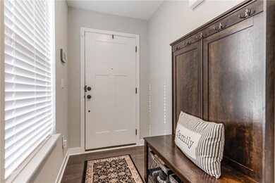 407 Hampstead Dr, Raymore, MO 64083 - photo 4