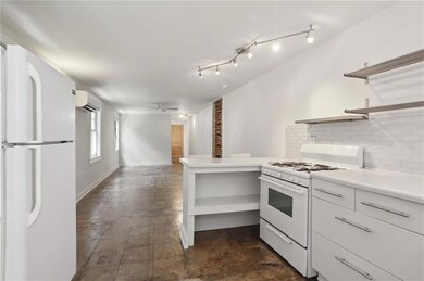 2922 1/2 O'Reilly St. kitchen.