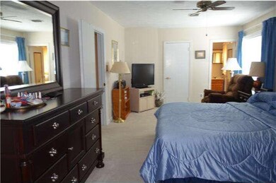 2502 Limestone Rd, Wilmington, DE 19808 - photo 2