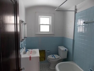 Full Bath.