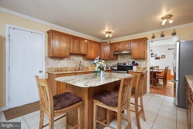 13519 Spinning Wheel Dr, Germantown, MD 20874 - photo 7