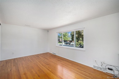 3065 Zion St, Aurora, CO 80011 - photo 4