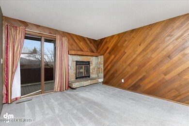 03-Living Room 20240418-DW-8004-Edit