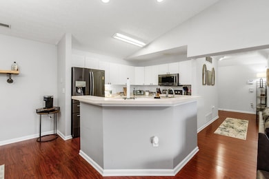 012_1_K 1870 Berrancher Dr035