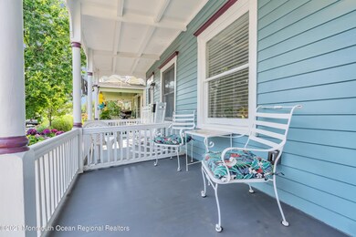 1st Floor Porch