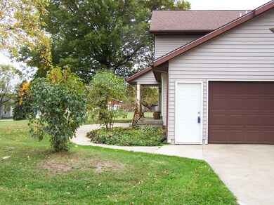 1050 GARAGE