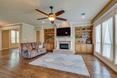 5624 Maple Valley Dr, Azle, TX 76020 - photo 6