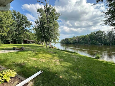 5268 S Christianson Rd, Janesville, WI 53546 - photo 3