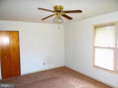 1431 N Tuckahoe Rd, Williamstown, NJ 08094 - photo 7