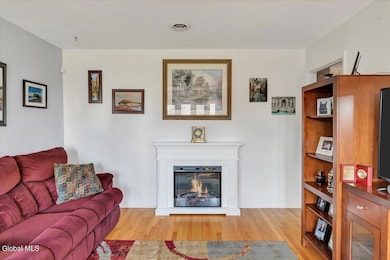 22 Maxwell St, Albany, NY 12208 - photo 3