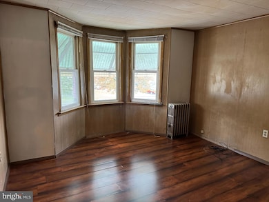 359 W Patterson St, Lansford, PA 18232 - photo 7