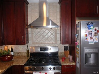 Wow what a beautiful kitchen, 42