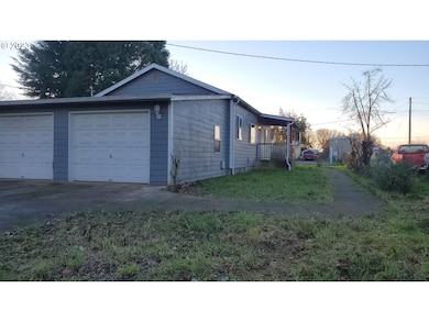 575 Walnut St, Independence, OR 97351 - photo 3