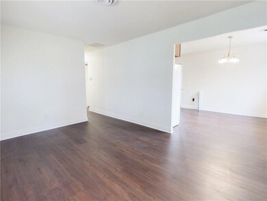 402 Gerry Dr, Beech Grove, IN 46107 - photo 6