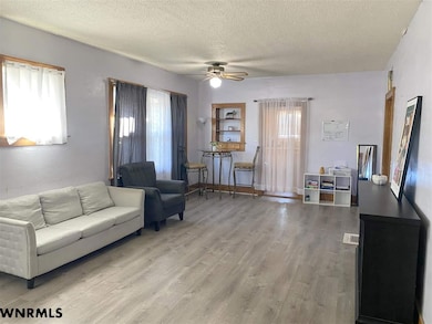 1512 7th Ave, Scottsbluff, NE 69361 - photo 4