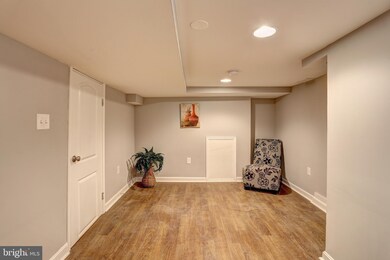 206 Berlin Ave, Brooklyn, MD 21225 - photo 5