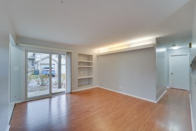 365 Grissom Ln unit 365, Hoffman Estates, IL 60169 - photo 4