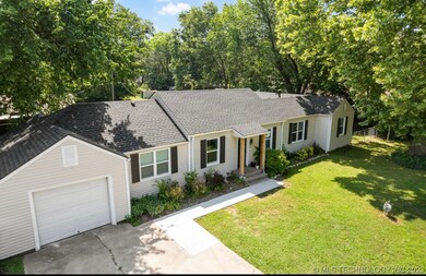 1114 N Dorothy Ave, Claremore, OK 74017 - photo 2