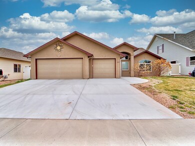 2929 Sylvia Ln, Grand Junction, CO 81504 - photo 2