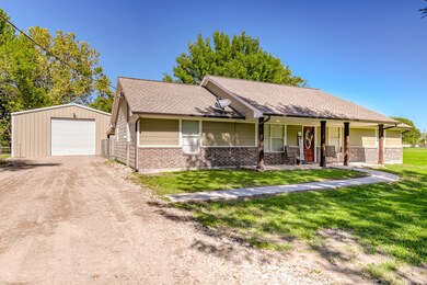 2870 County Road 180, Alvin, TX 77511 - photo 2