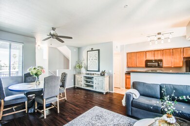 LIVING ROOM 6