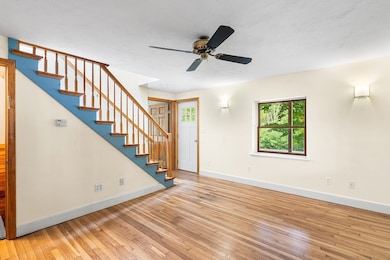 84 High St, Upton, MA 01568 - photo 4